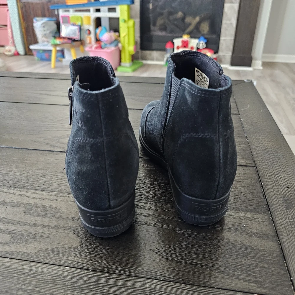 Sorel Evie Zip Bootie - Picture 6 of 8